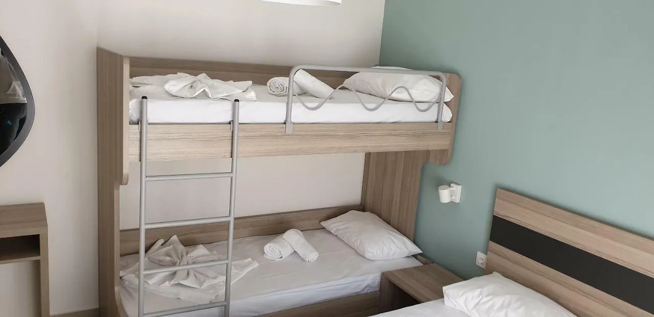 Chriselia 4 Apartment Nea Roda Greece