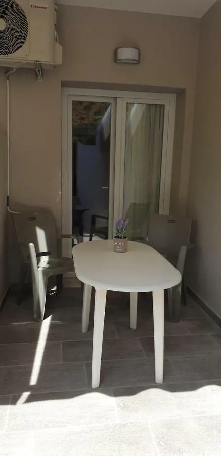Chriselia 4 Apartment Nea Roda Greece